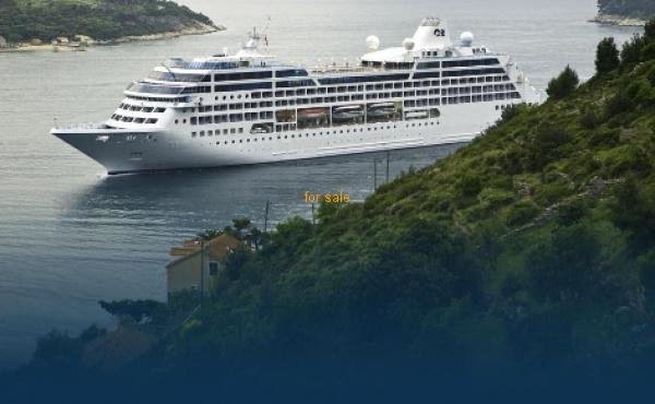 Luxury Cruise Ship