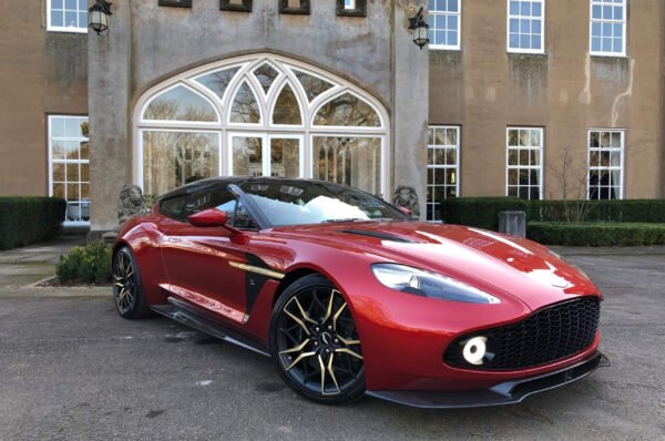 ASTON MARTIN VANQUISH ZAGATO